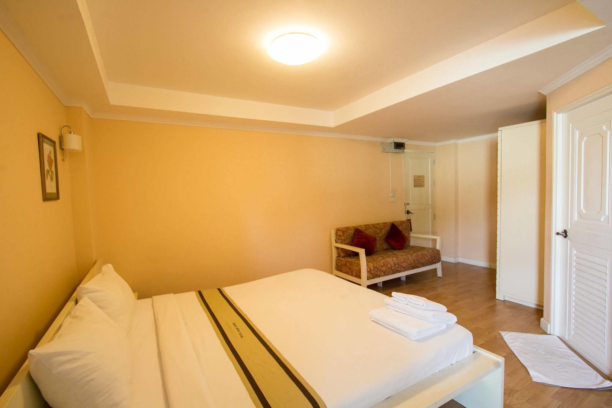 Triple Palms House Hotel Chiang Mai Eksteriør billede